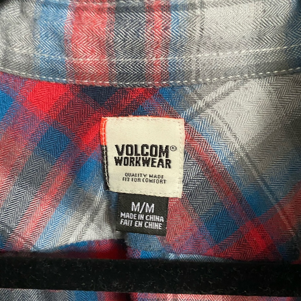 Volcom flannel - Picture 2 of 3